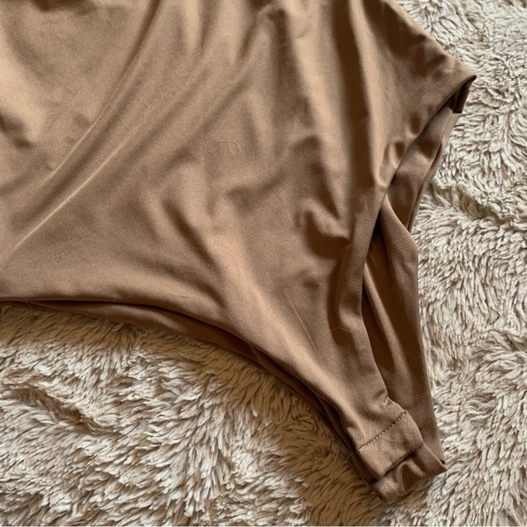 Princess Polly Bodysuit - Picture 4 of 9